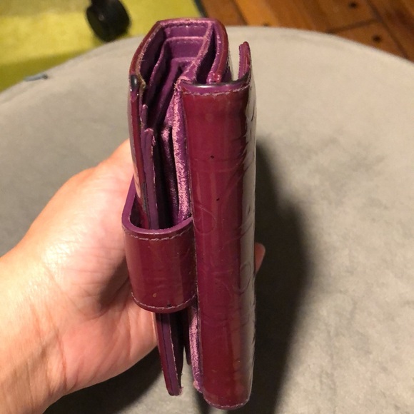 Pre-loved Christian Dior Patent Leather Small Bi-fold Wallet In Purple - Picture 11 of 11